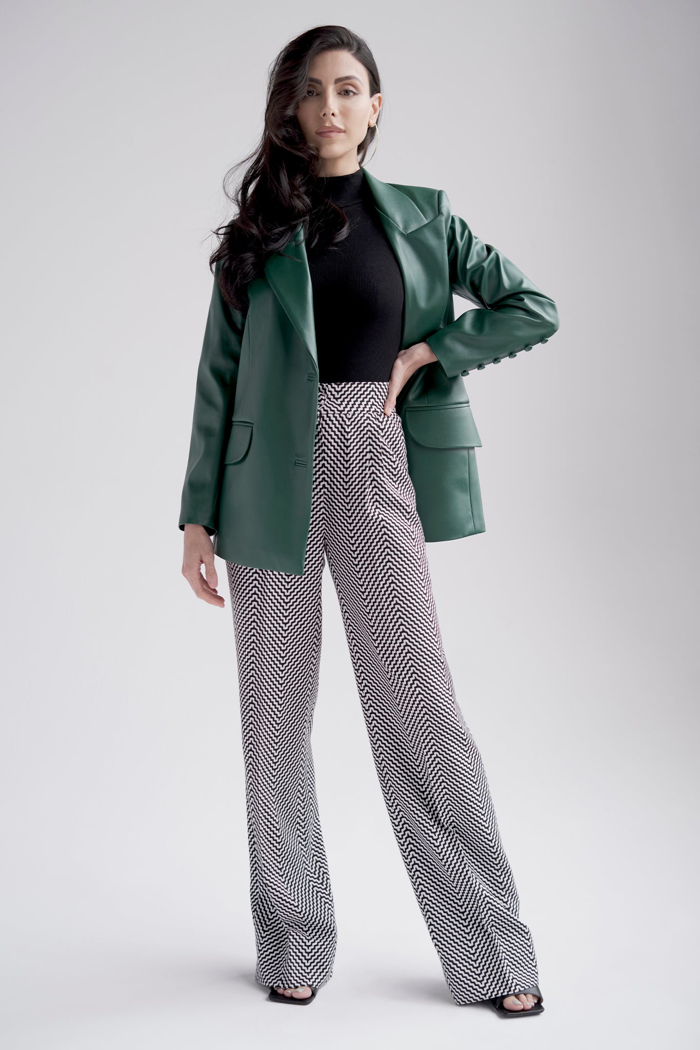 High waist wide leg pants in black and white