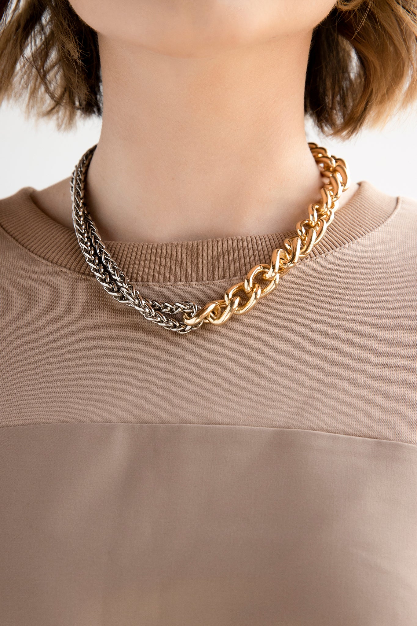 Mixed Interwoven chain choker in silver and gold