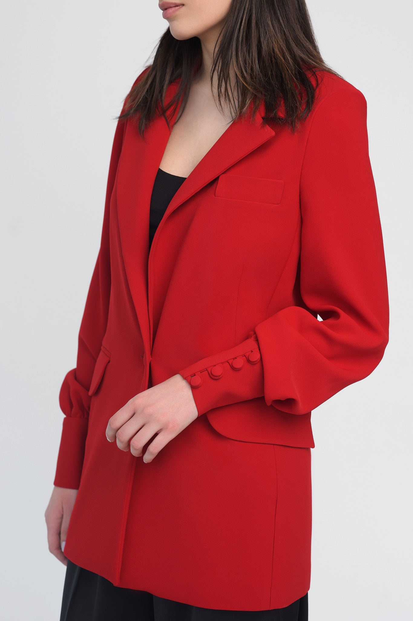 Lantern sleeve crepe blazer in red