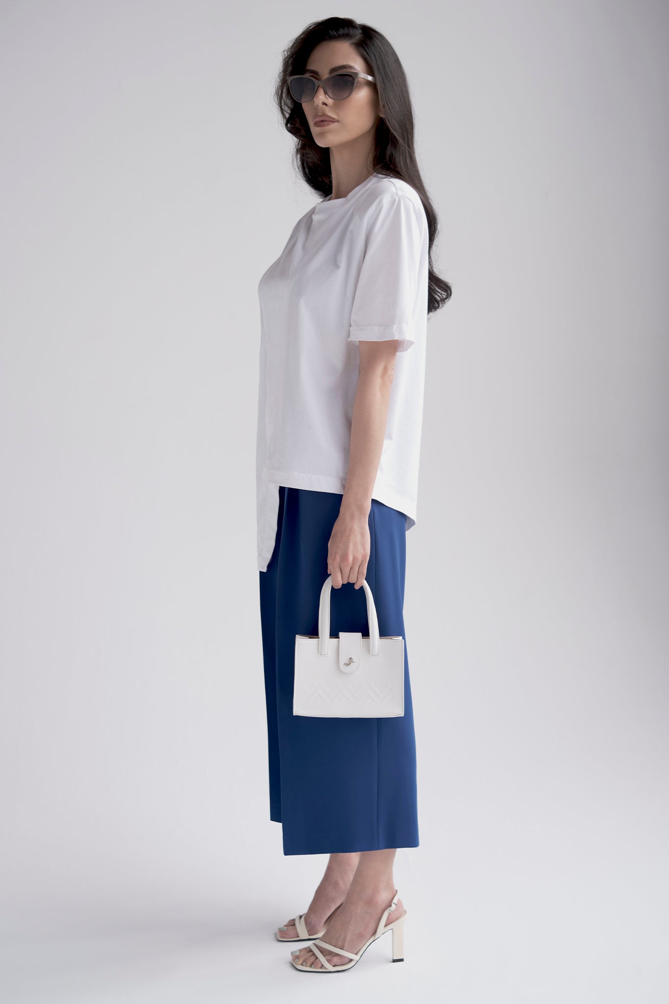 High waist wide leg cropped trousers in blue