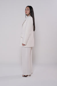 Boyfriend crepe blazer in white