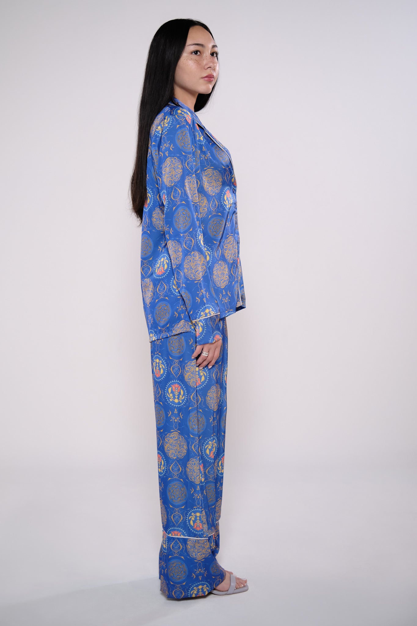 Satin long sleeve button down blouse in royal blue heritage print