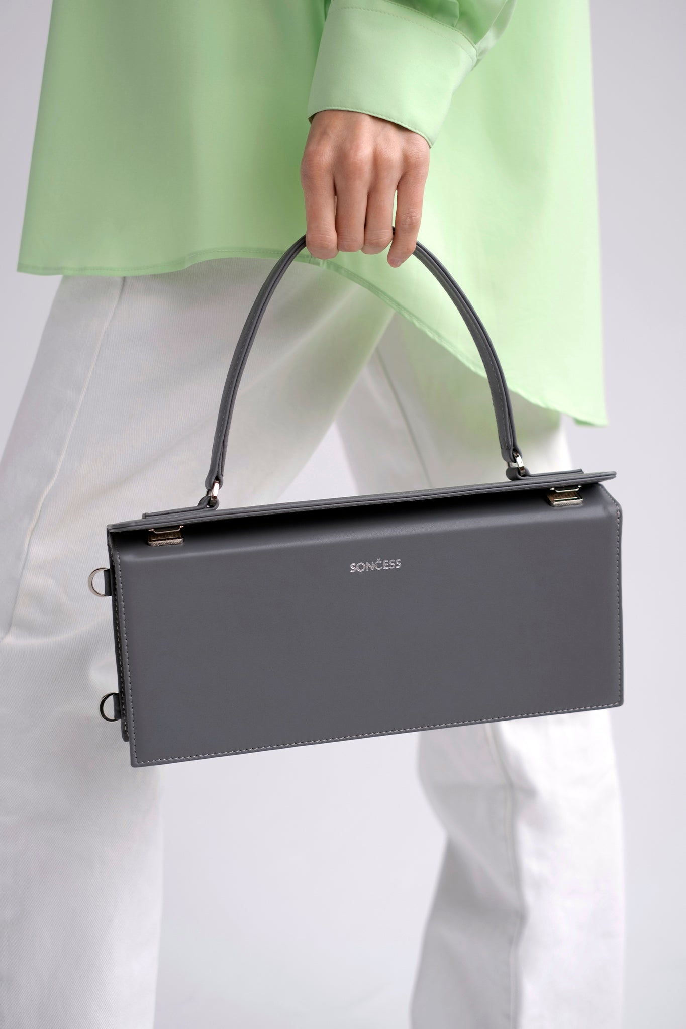 Structured rectangle shoulder bag in gray