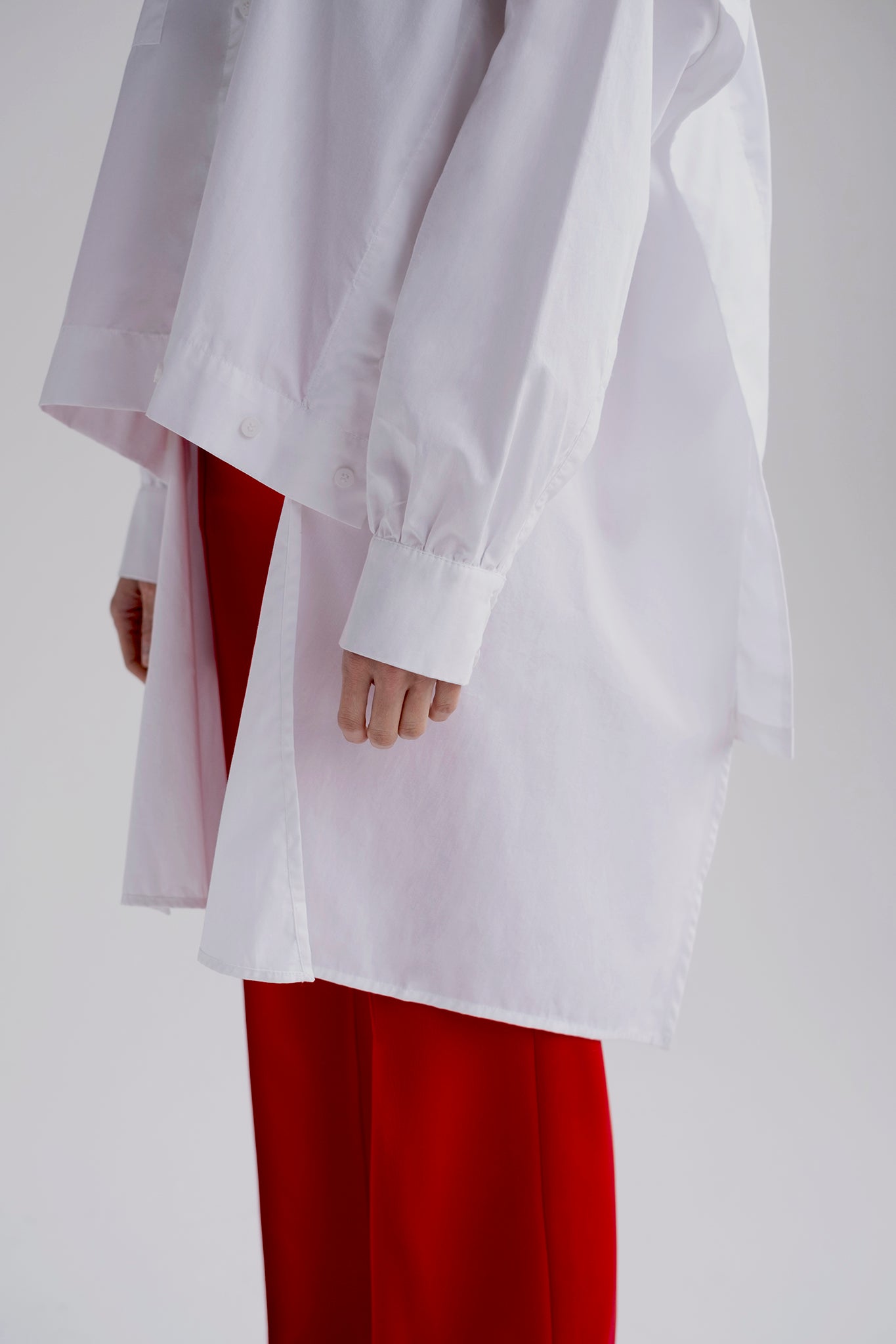 Convertible button down shirt with side panels in white